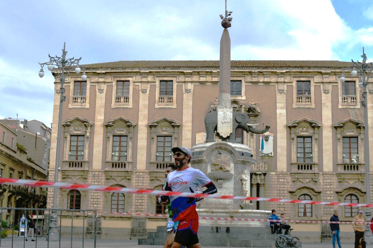 Domenica 8 dicembre si corre la Naturosa Catania Marathon 2024
