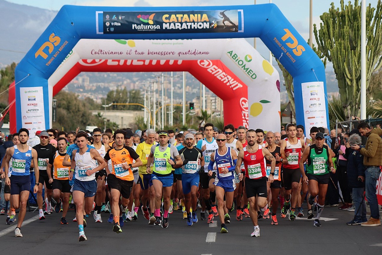 Lorenzo Lotti e Tiziana Messina trionfano alla IV Naturosa Catania Marathon