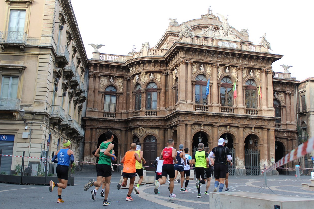 Volano le iscrizioni alla Naturosa Catania Marathon del 10 dicembre